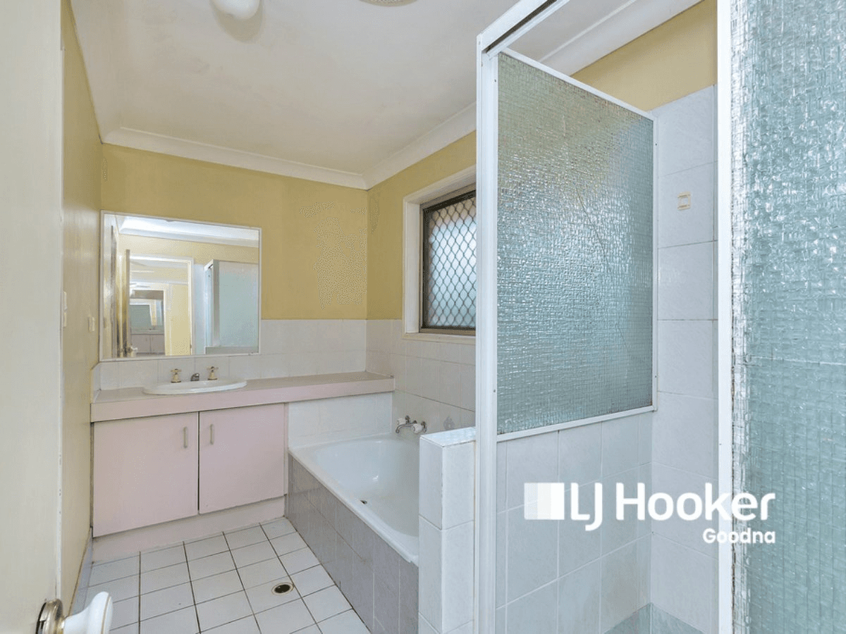 1 Whitlam Drive, COLLINGWOOD PARK, QLD 4301