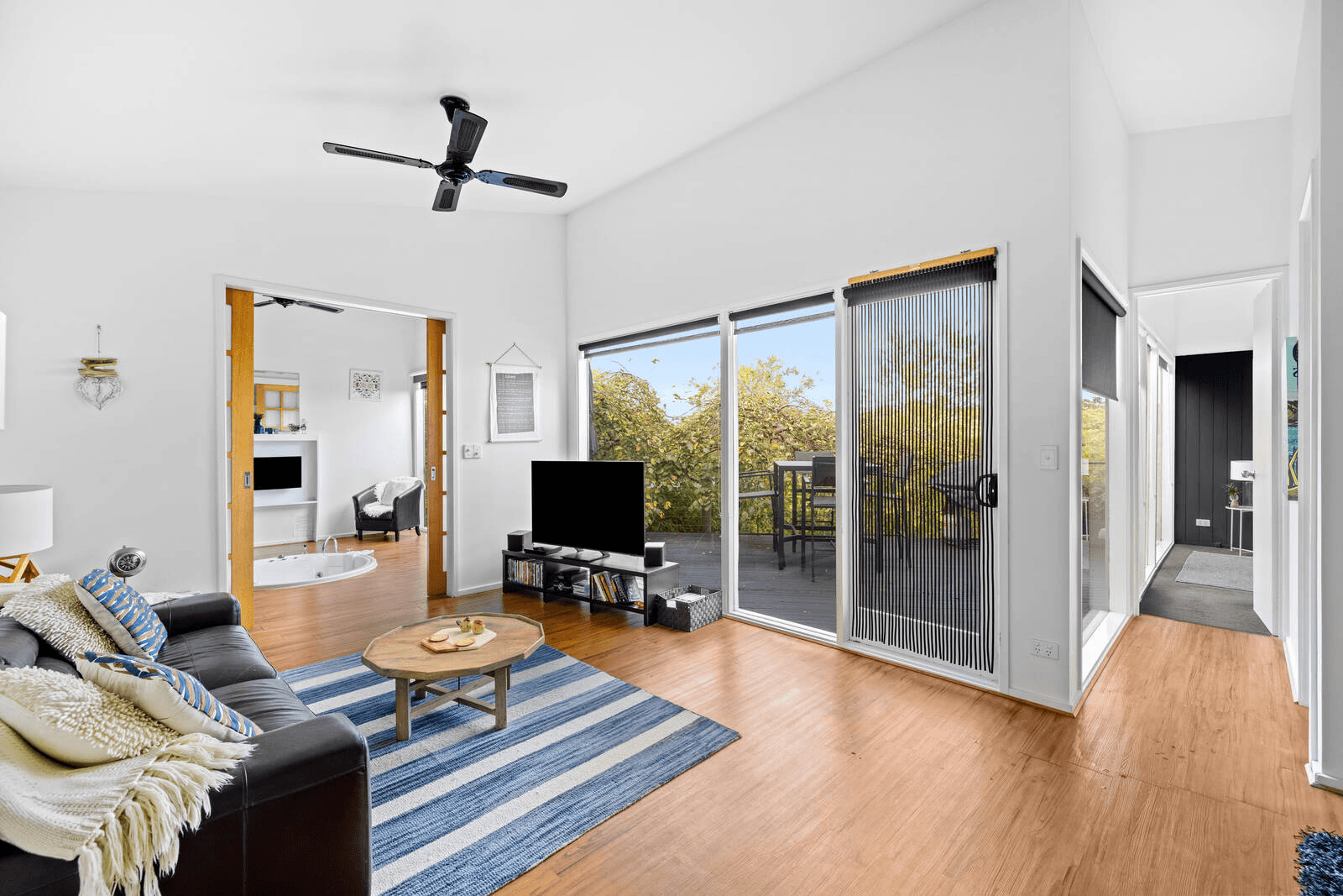 2 Green Gables Road, DAYLESFORD, VIC 3460