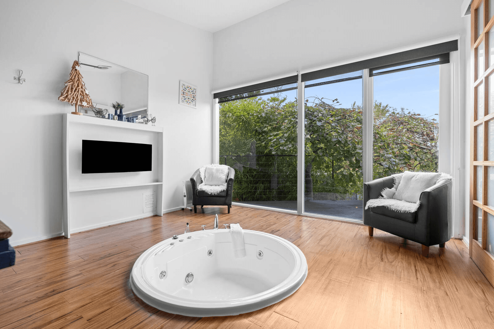 2 Green Gables Road, DAYLESFORD, VIC 3460