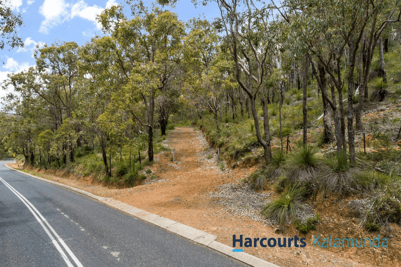 300  Mundaring Weir Road, Bickley, WA 6076