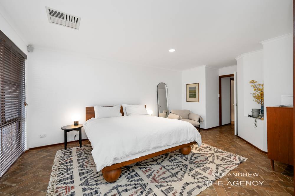 102 Davy Street, Booragoon, WA 6154