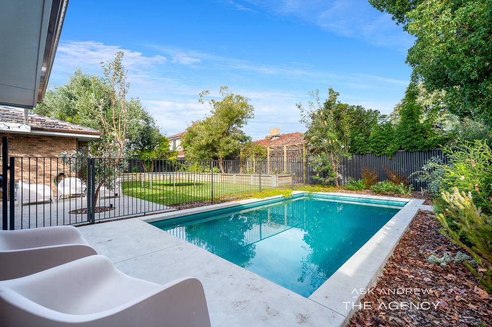 102 Davy Street, Booragoon, WA 6154