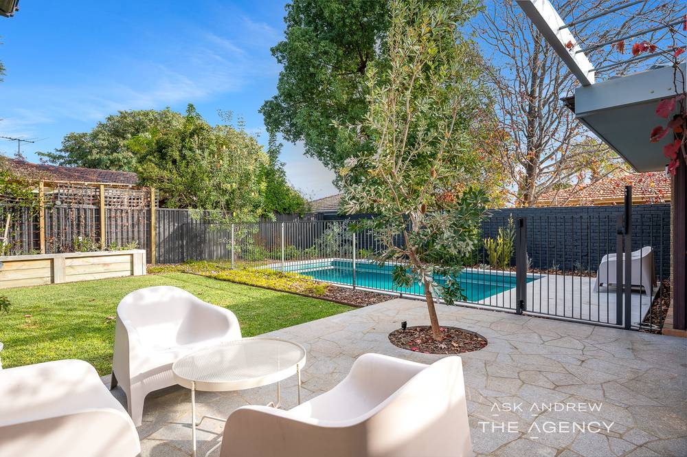 102 Davy Street, Booragoon, WA 6154
