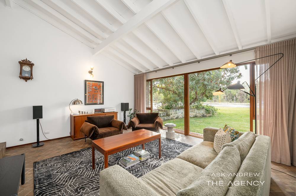 102 Davy Street, Booragoon, WA 6154