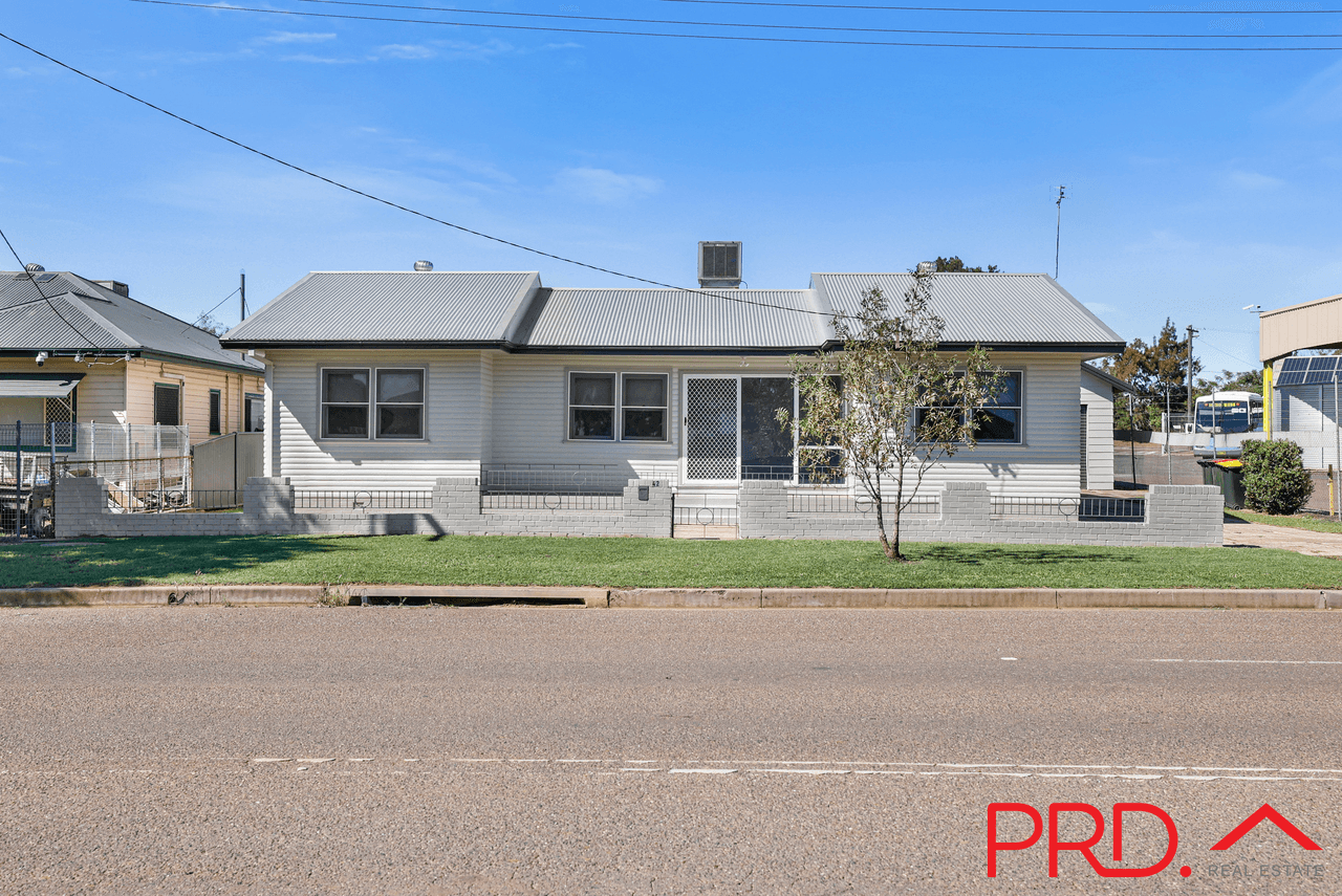 42 Gunnedah Road, TAMWORTH, NSW 2340