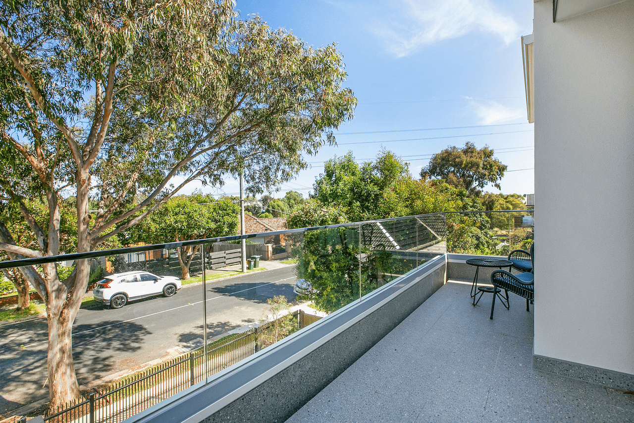 1/220 Elizabeth Street, COBURG NORTH, VIC 3058