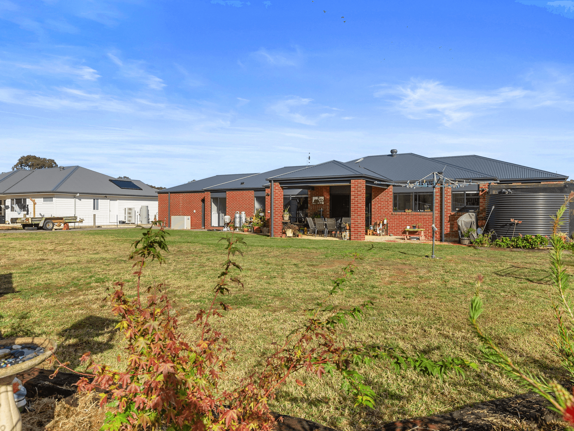 8 BAYLEY DRIVE, AVENEL, VIC 3664