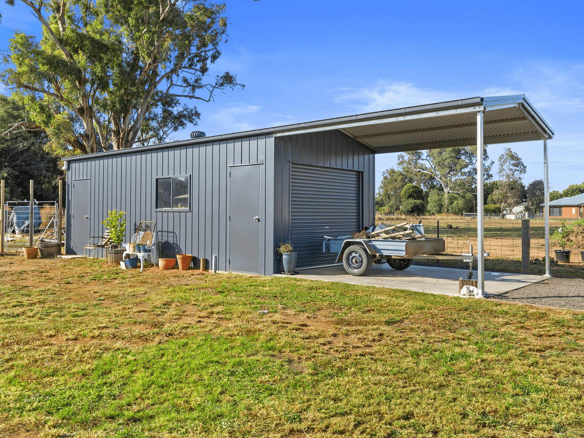 8 BAYLEY DRIVE, AVENEL, VIC 3664