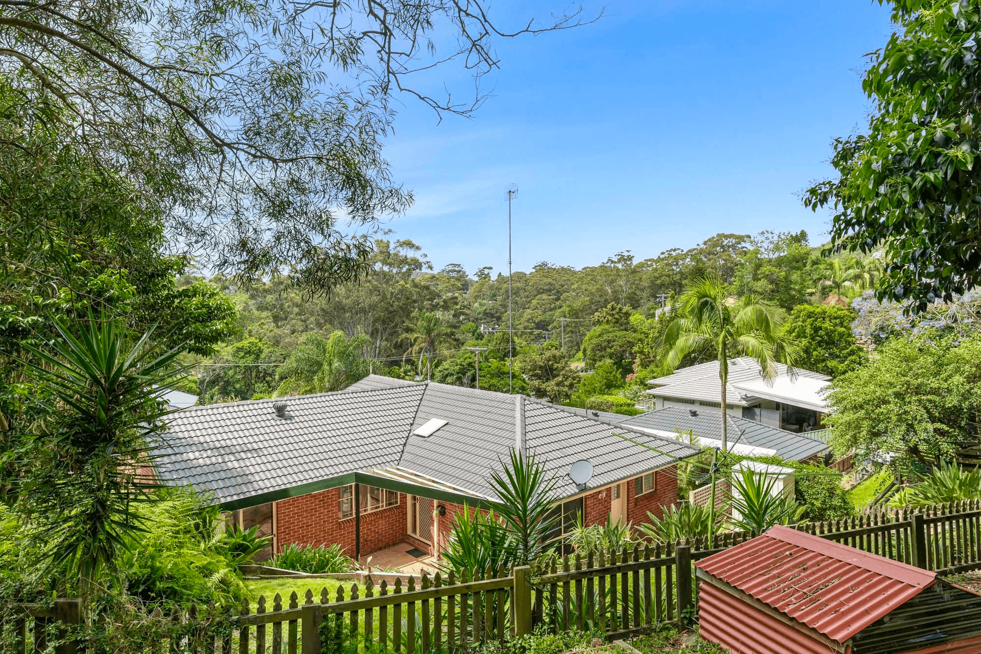 11 Dandenong Close, Avoca Beach, NSW 2251