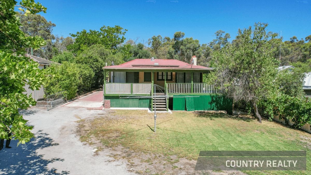 10 St George Street, Bakers Hill, WA 6562