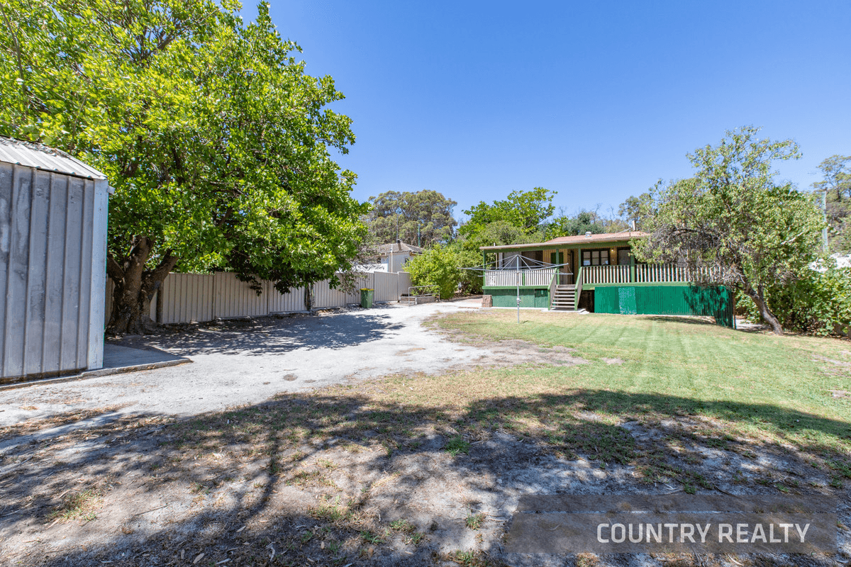 10 St George Street, Bakers Hill, WA 6562