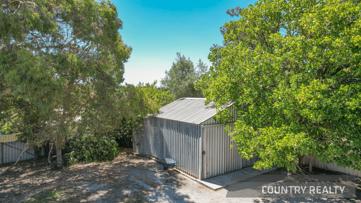 10 St George Street, Bakers Hill, WA 6562