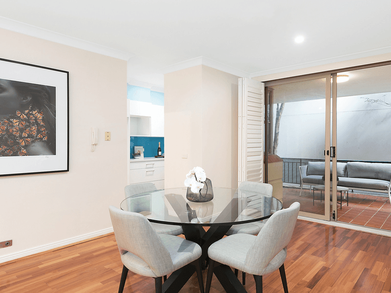 2/18 Northcote Street, Naremburn, NSW 2065