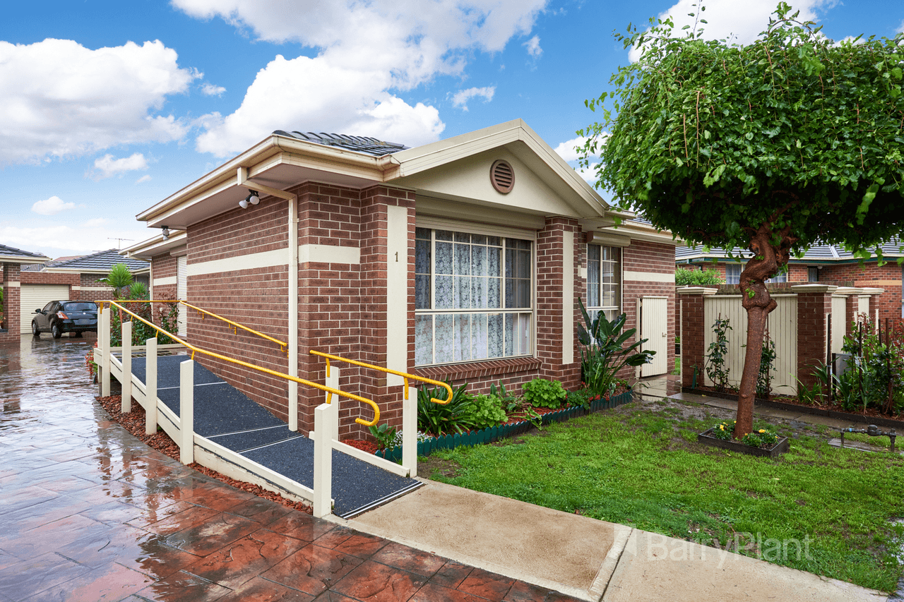 1/3 Melbe Crescent, Dandenong, VIC 3175