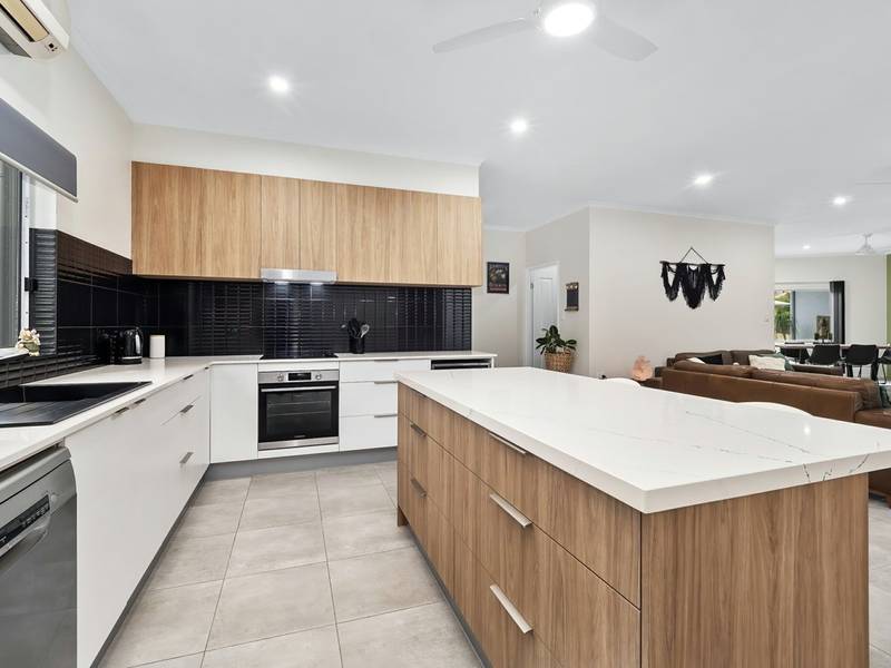 44 Yule Avenue, CLIFTON BEACH, QLD 4879