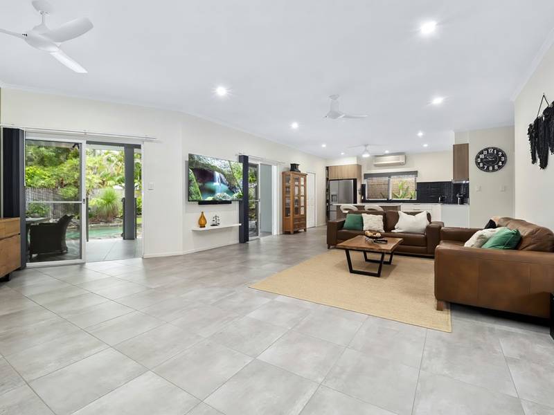 44 Yule Avenue, CLIFTON BEACH, QLD 4879