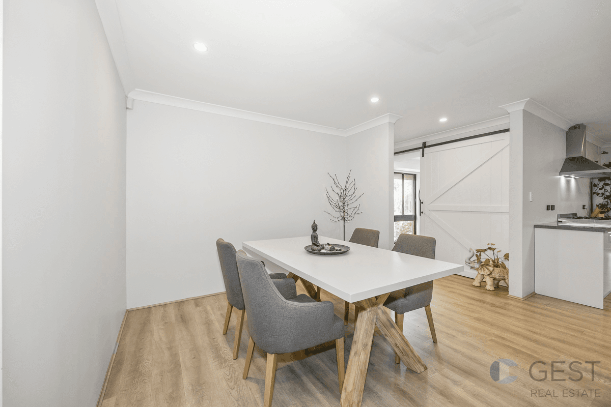 14 Vista Parade, BALLAJURA, WA 6066