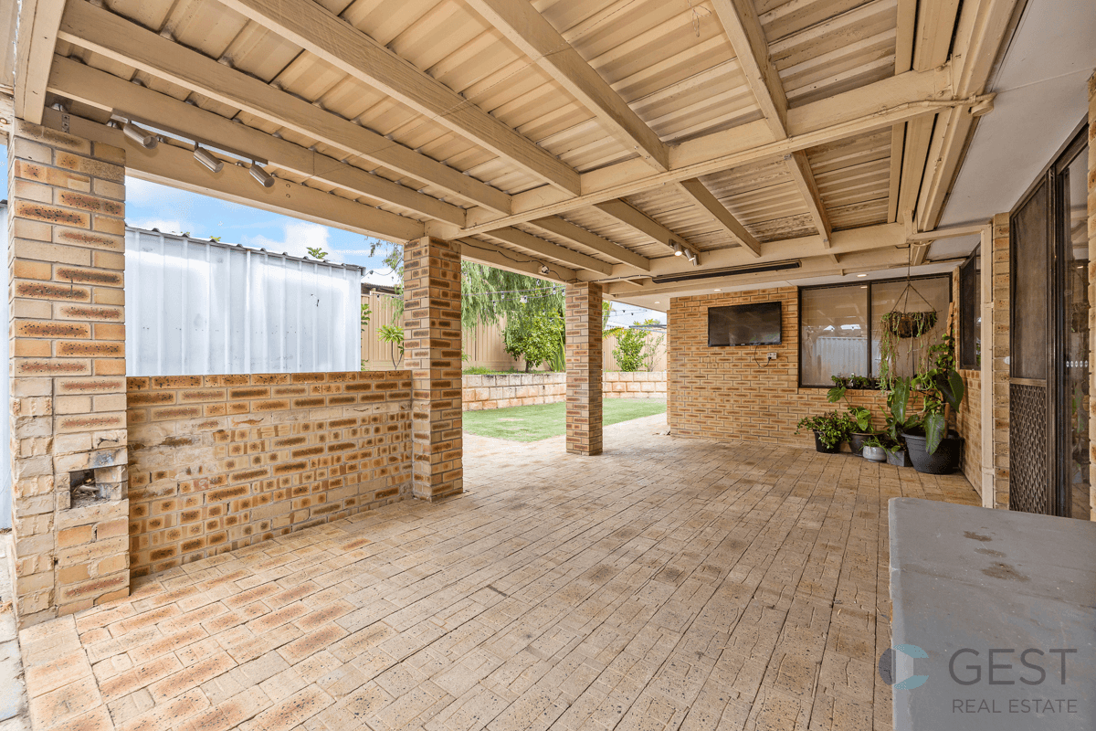 14 Vista Parade, BALLAJURA, WA 6066