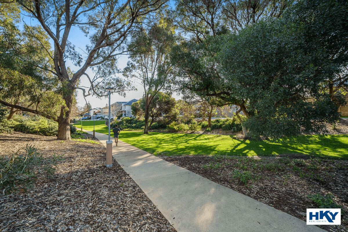 21 Leeward Chase, Hillarys, WA 6025