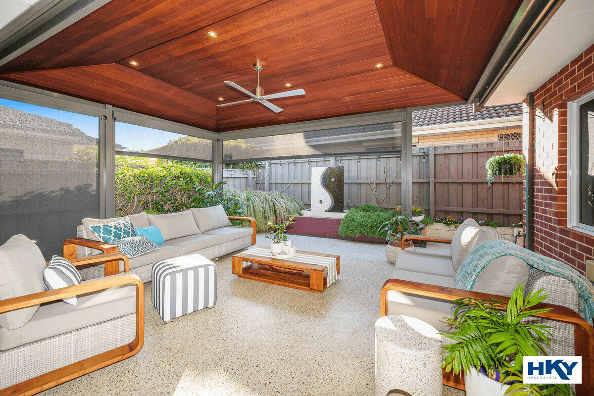 21 Leeward Chase, Hillarys, WA 6025