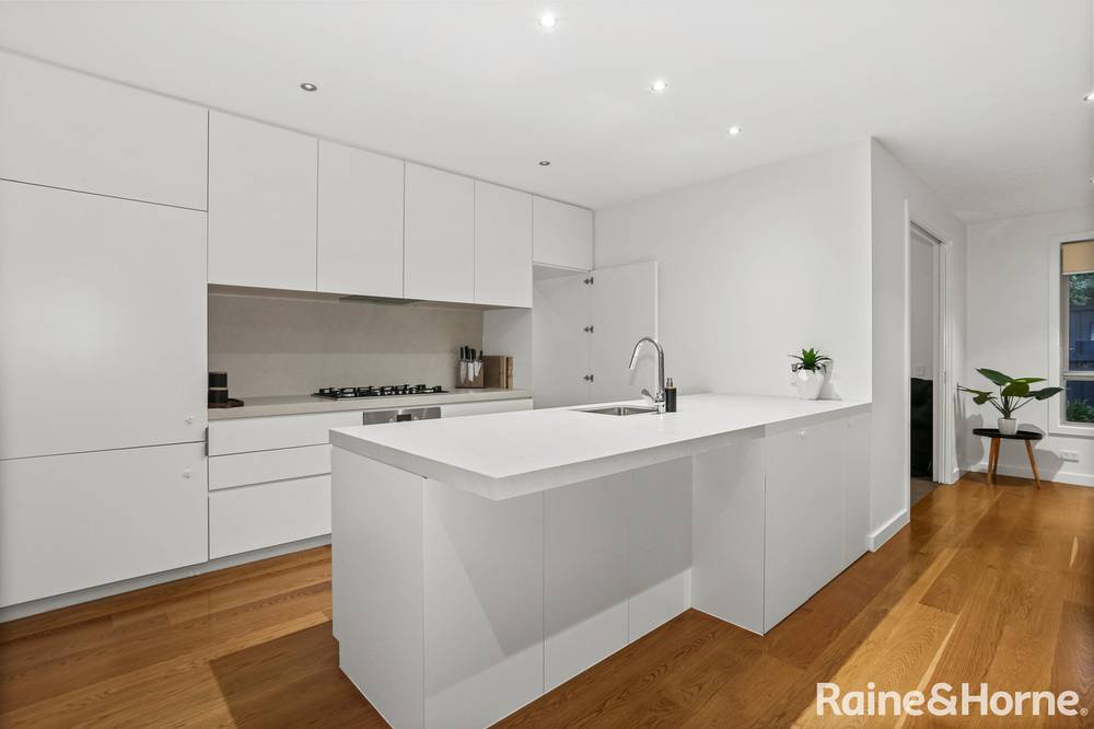 12 Celeste Street, MICKLEHAM, VIC 3064