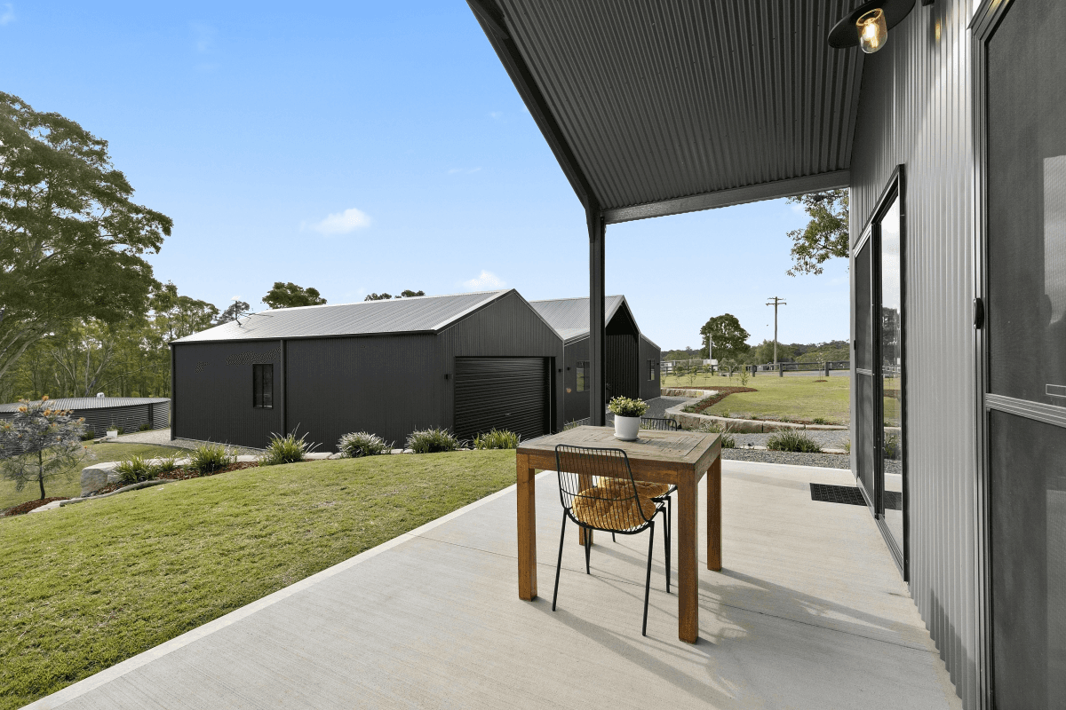 21 The Ballabourneen, LOVEDALE, NSW 2325