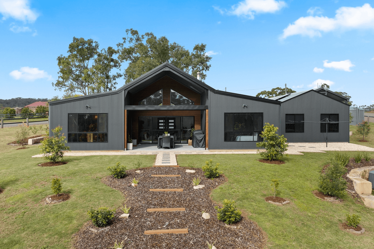 21 The Ballabourneen, LOVEDALE, NSW 2325