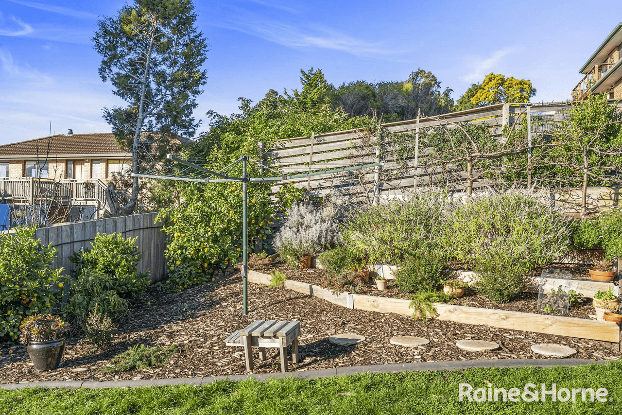 37 Fairview Drive, KINGSTON, TAS 7050