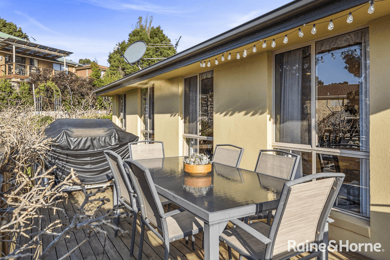 37 Fairview Drive, KINGSTON, TAS 7050