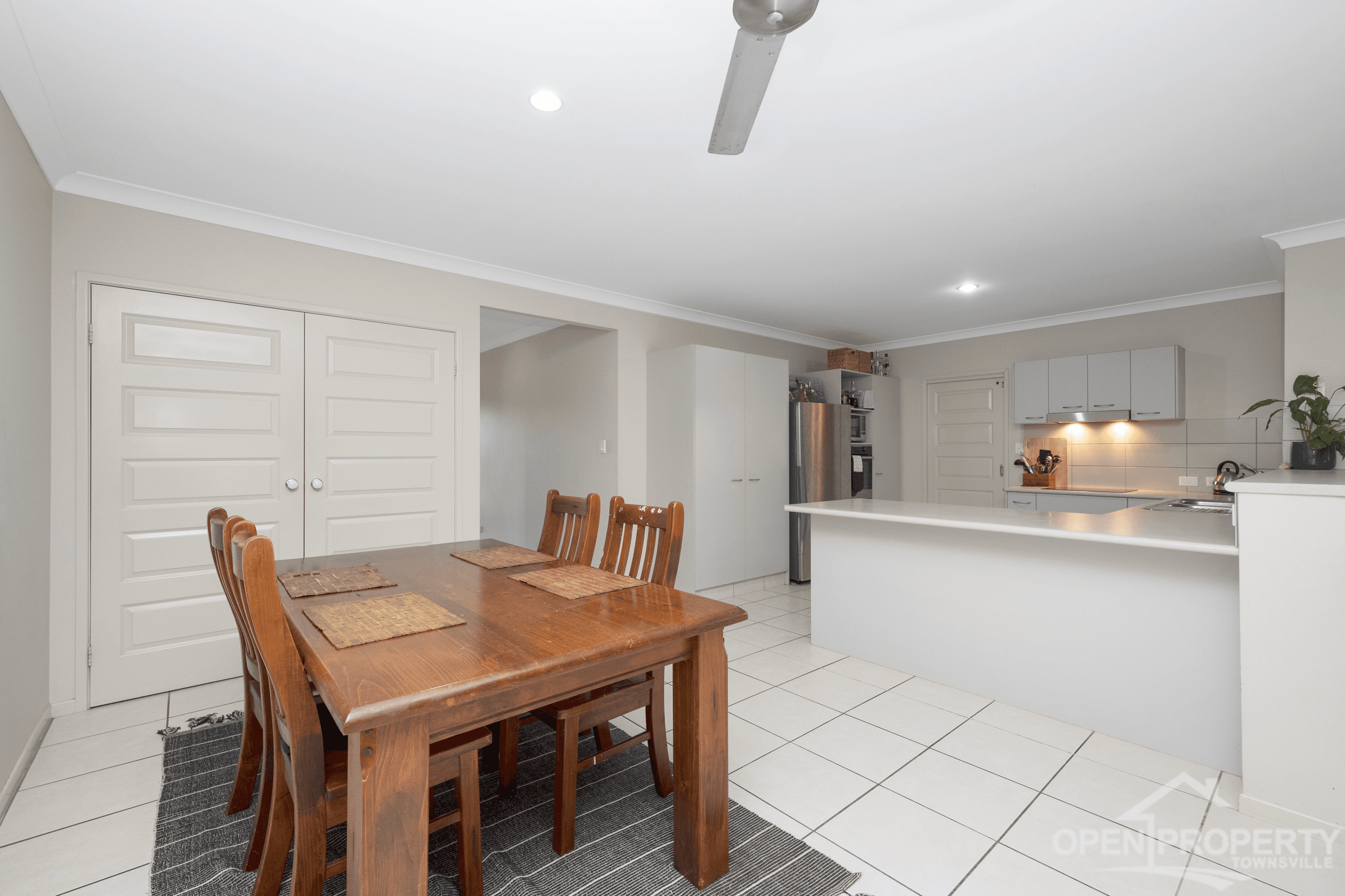 62 Shutehaven Cct, Bushland Beach, QLD 4818