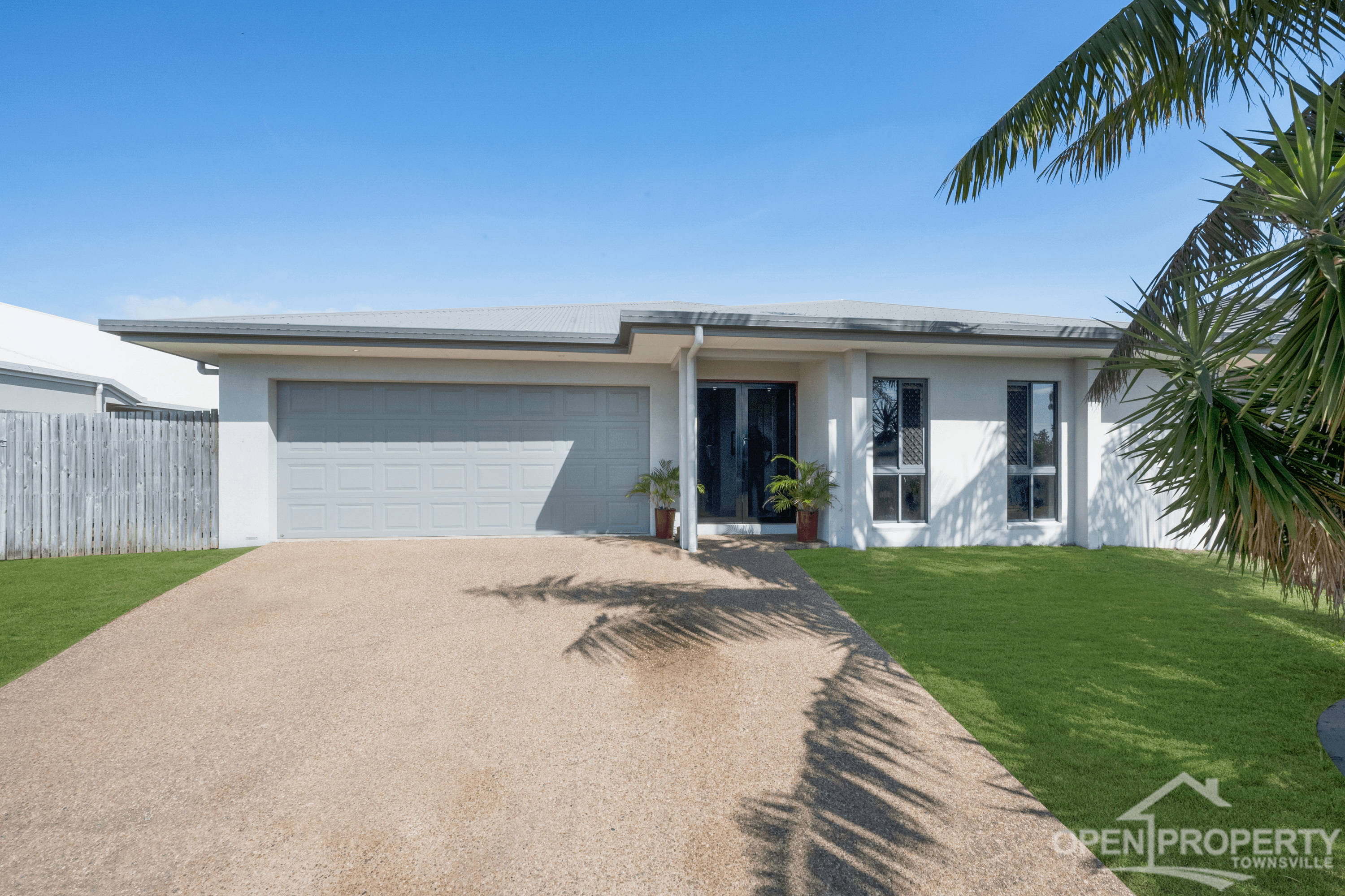 62 Shutehaven Cct, Bushland Beach, QLD 4818