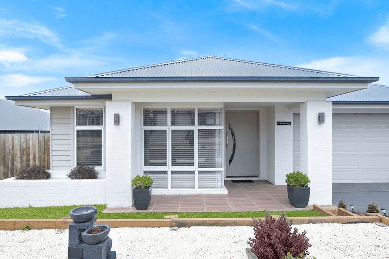 15 Darraby Drive, MOSS VALE, NSW 2577