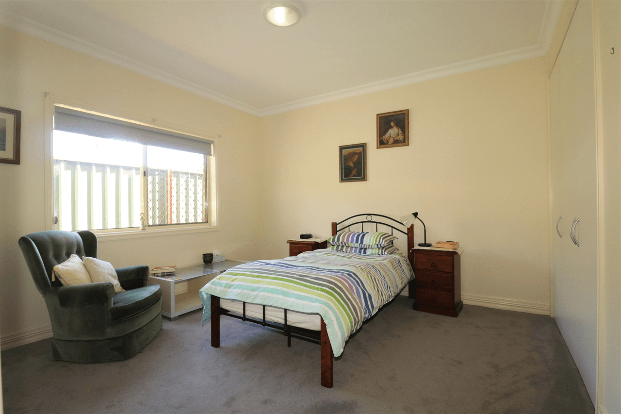 4/205 Bourke, GLEN INNES, NSW 2370