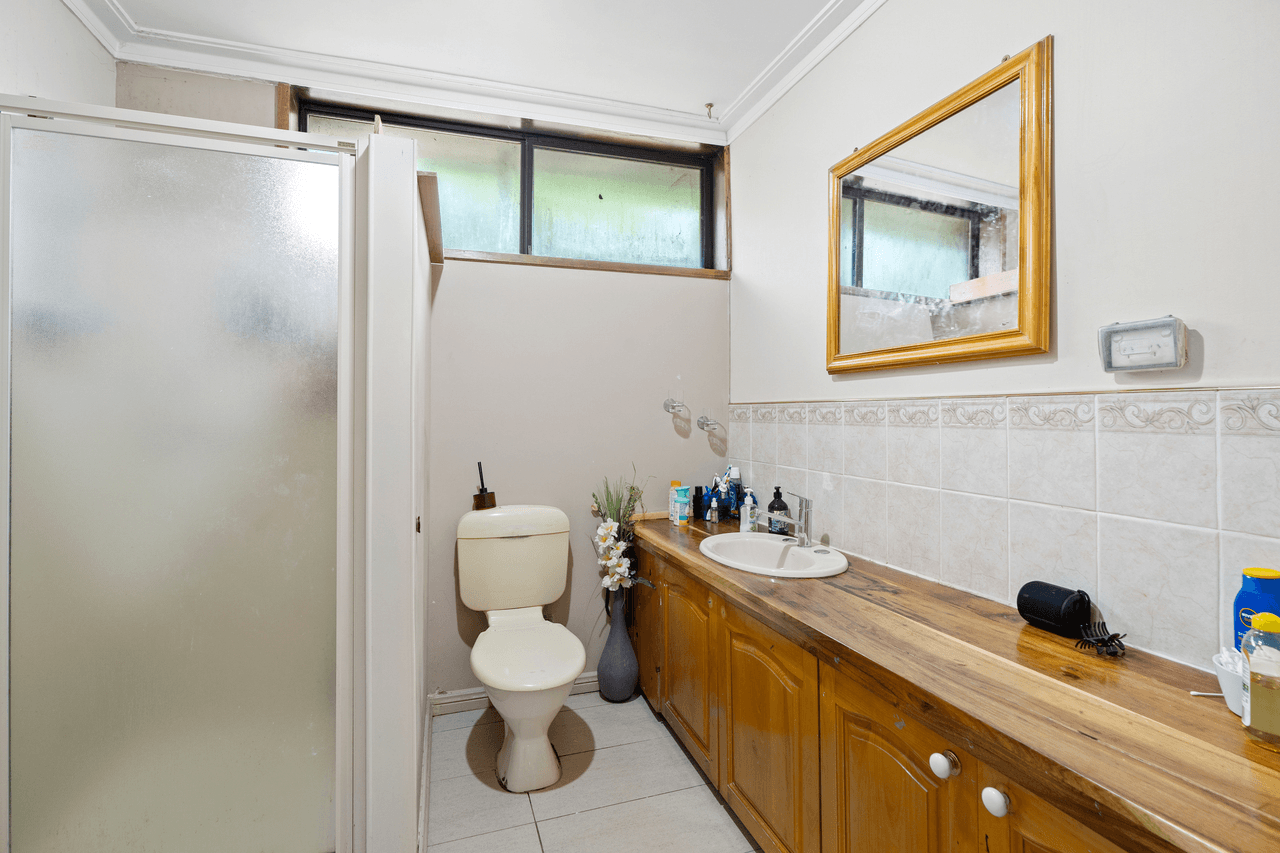 1 Barrett Street, UPPER FERNTREE GULLY, VIC 3156