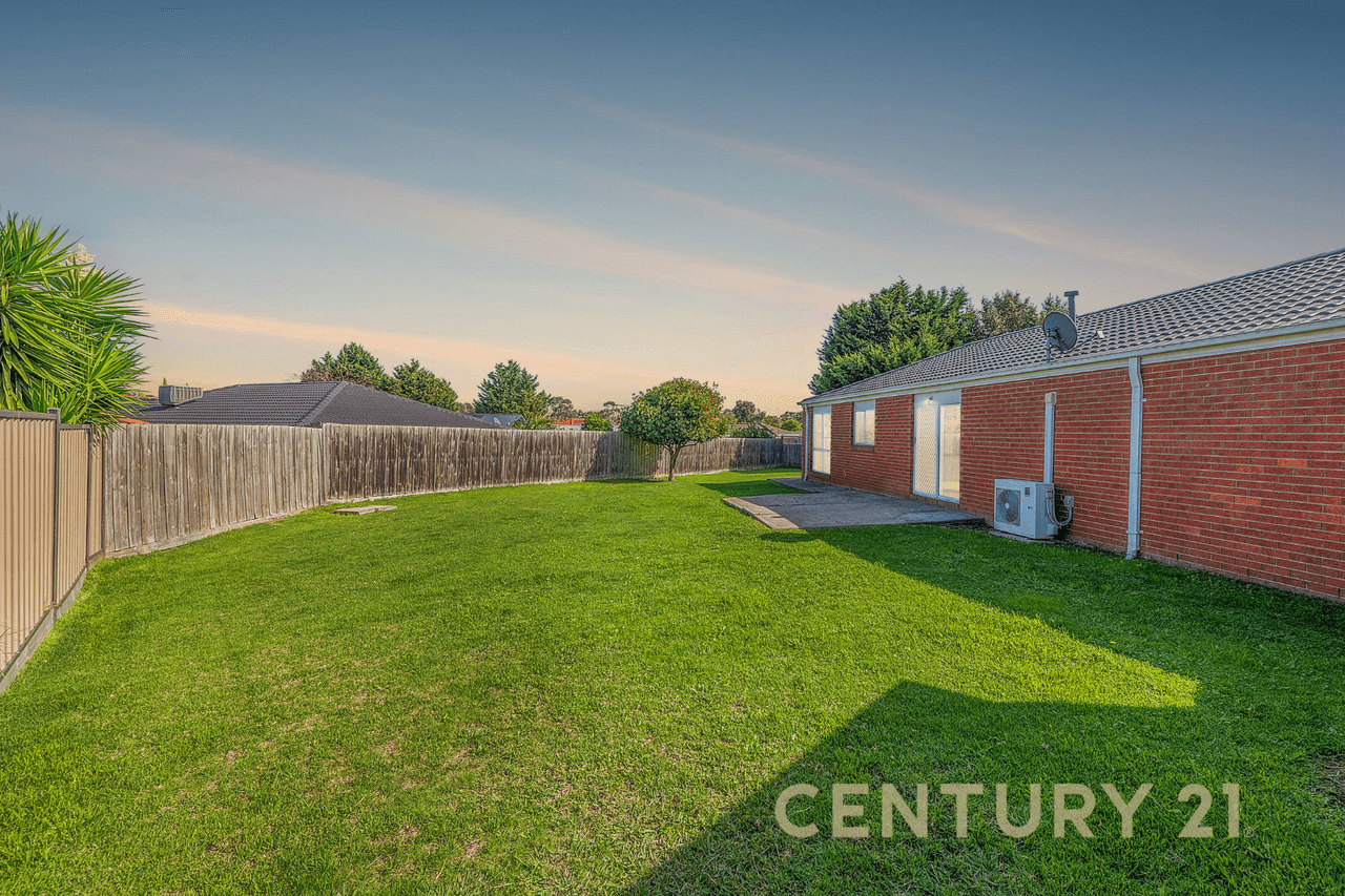 2 Breydon Place, Hampton Park, VIC 3976