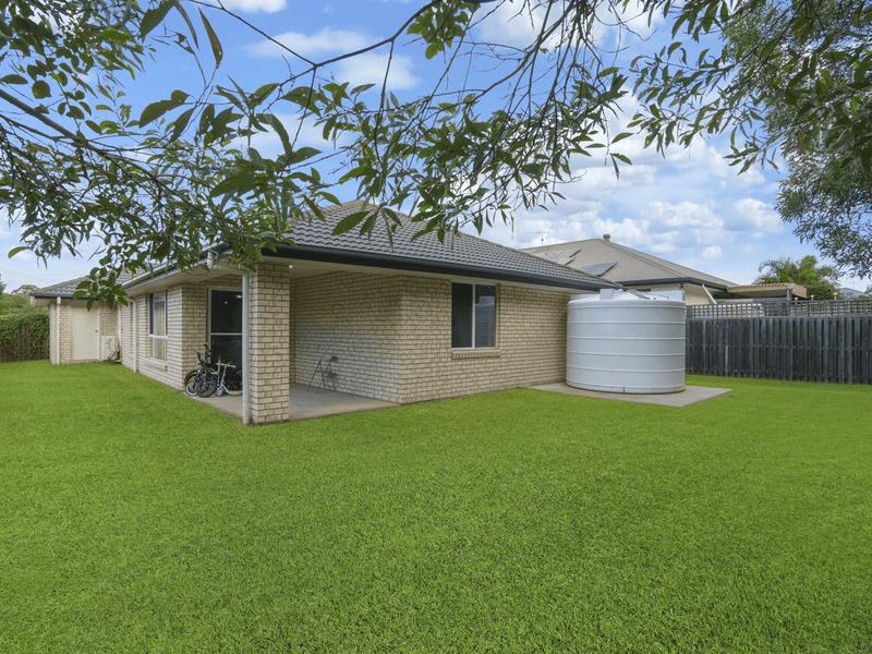 22 Noblewood Cres, FERNVALE, QLD 4306