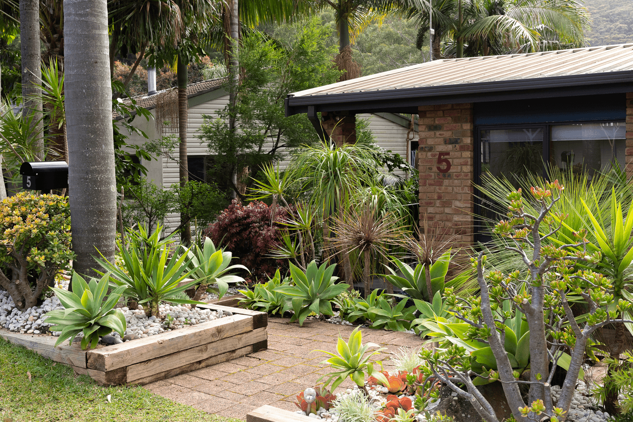 5 Cassandra Place, STANWELL PARK, NSW 2508