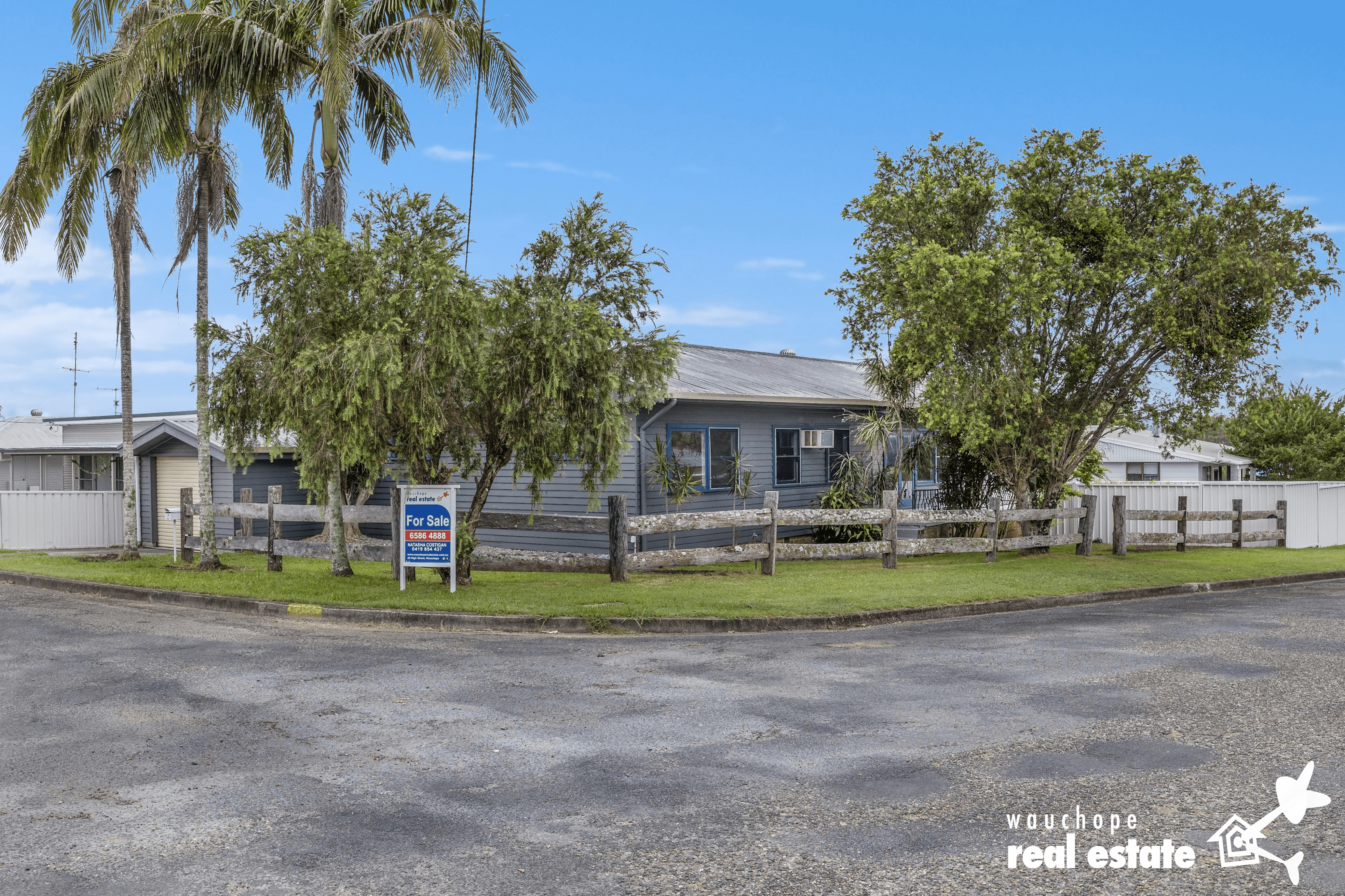 10 Elizabeth Street, WAUCHOPE, NSW 2446