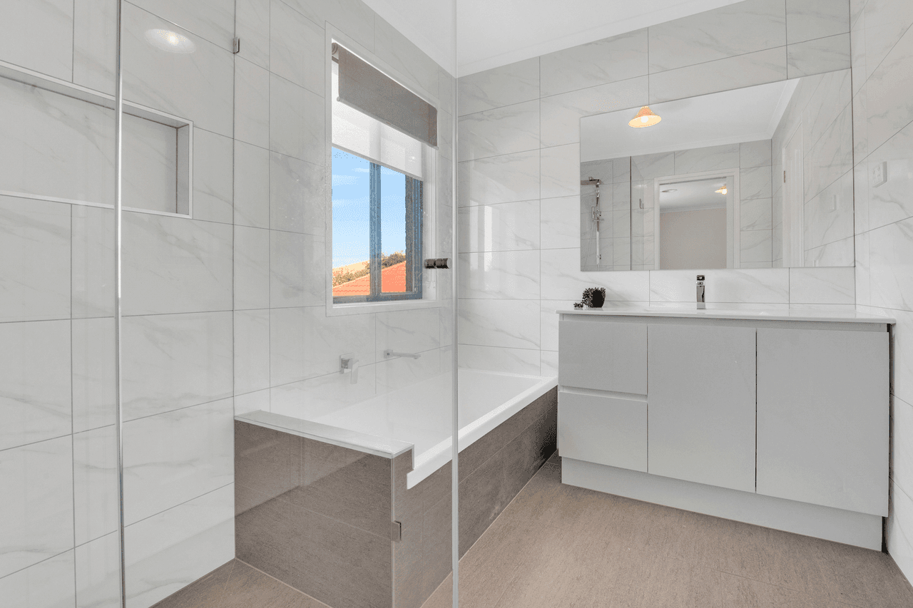 7 Waterford Avenue, Craigieburn, VIC 3064