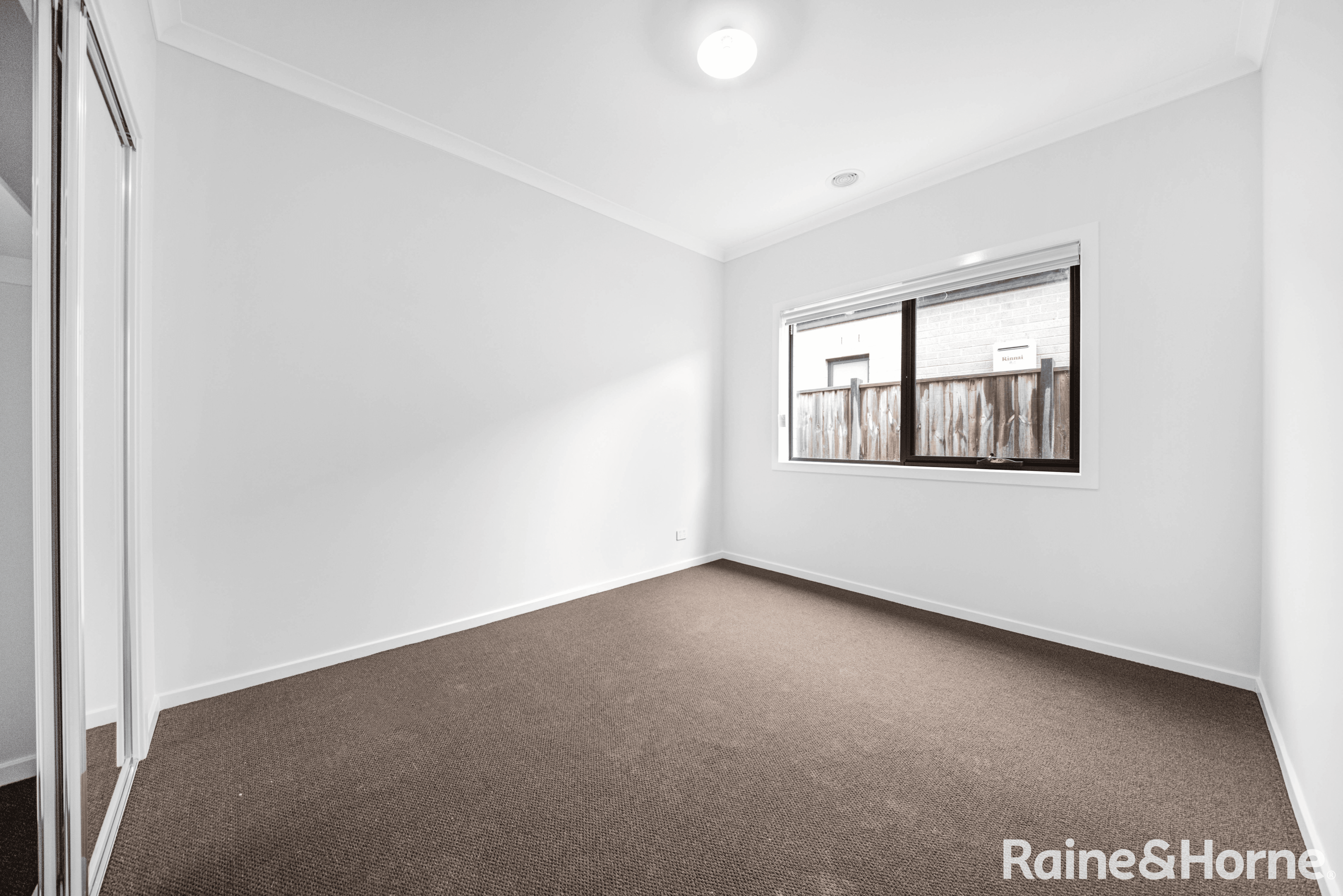 11 Furness Close, WYNDHAM VALE, VIC 3024