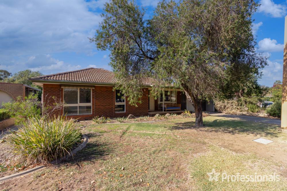 33 Pugsley Avenue, ESTELLA, NSW 2650