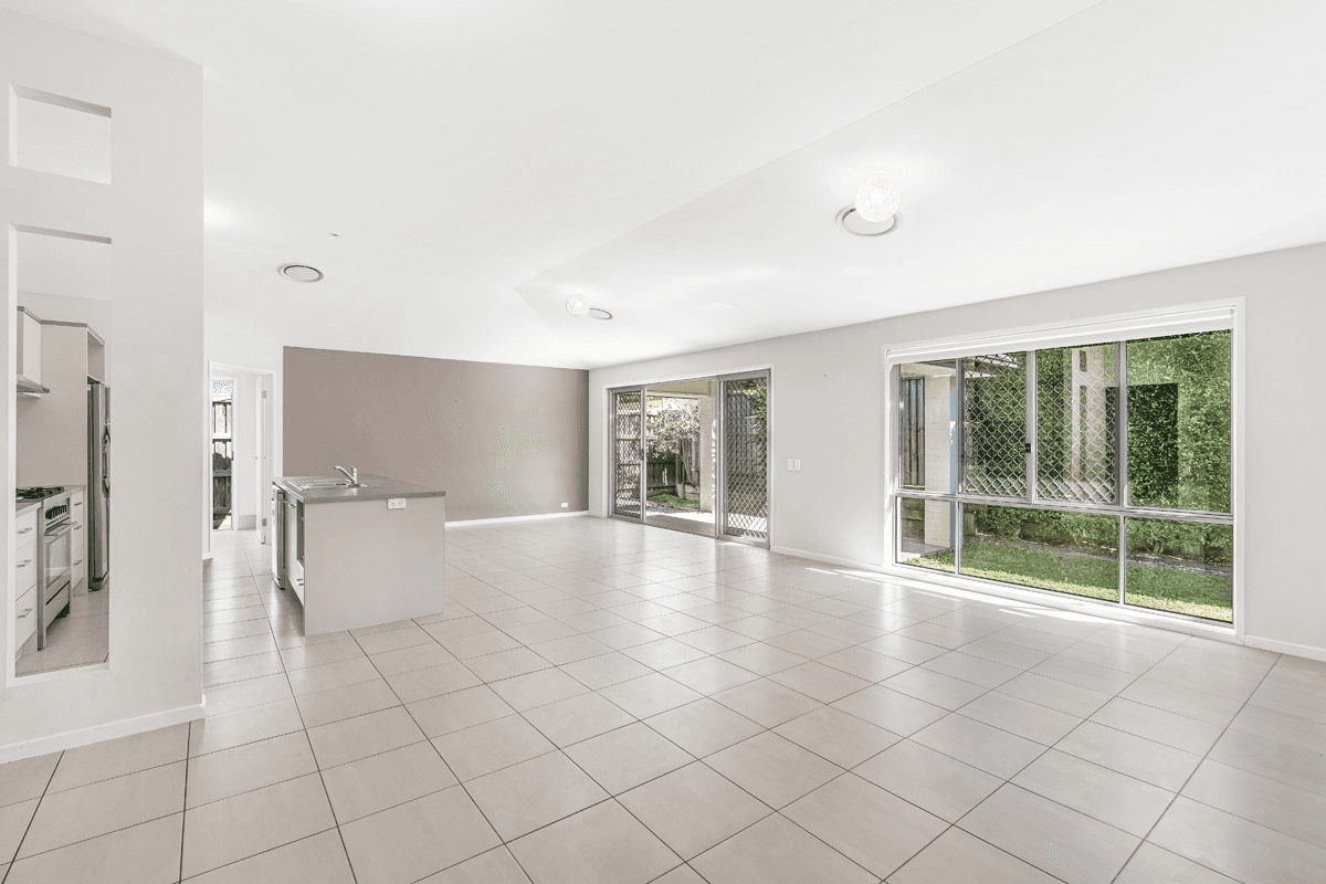 13 McMullan Close, GUMDALE, QLD 4154