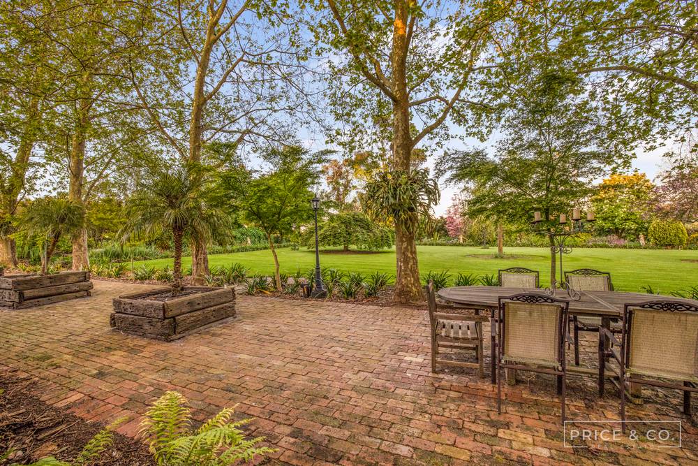 210 Stock Road, Drouin West, VIC 3818