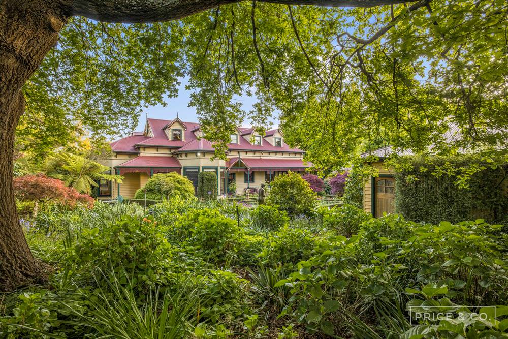 210 Stock Road, Drouin West, VIC 3818