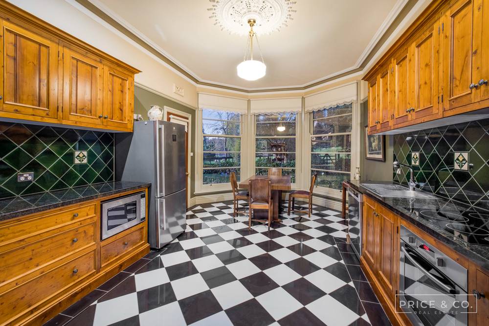 210 Stock Road, Drouin West, VIC 3818