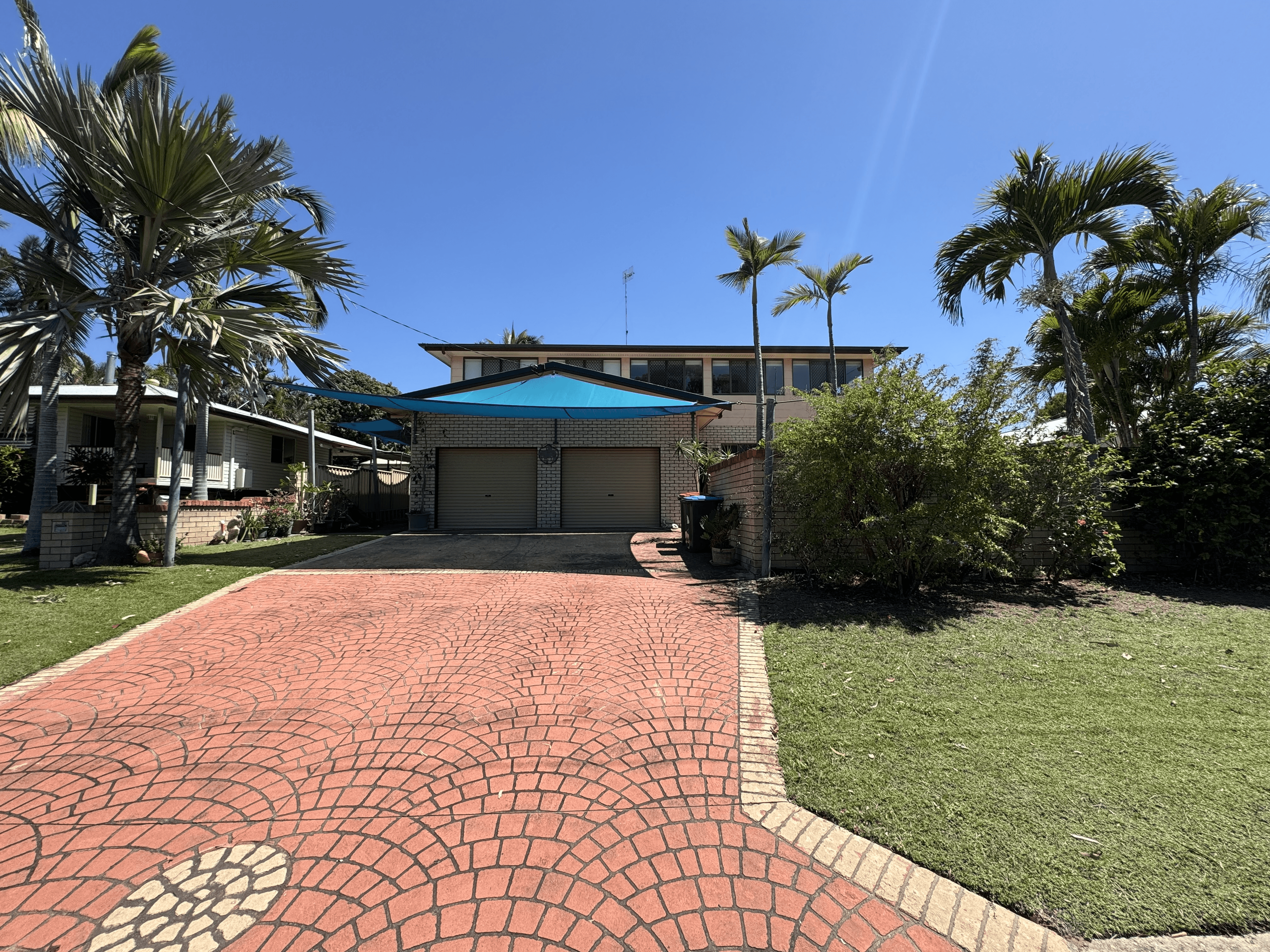 15 Lederhose St, Moura, QLD 4718