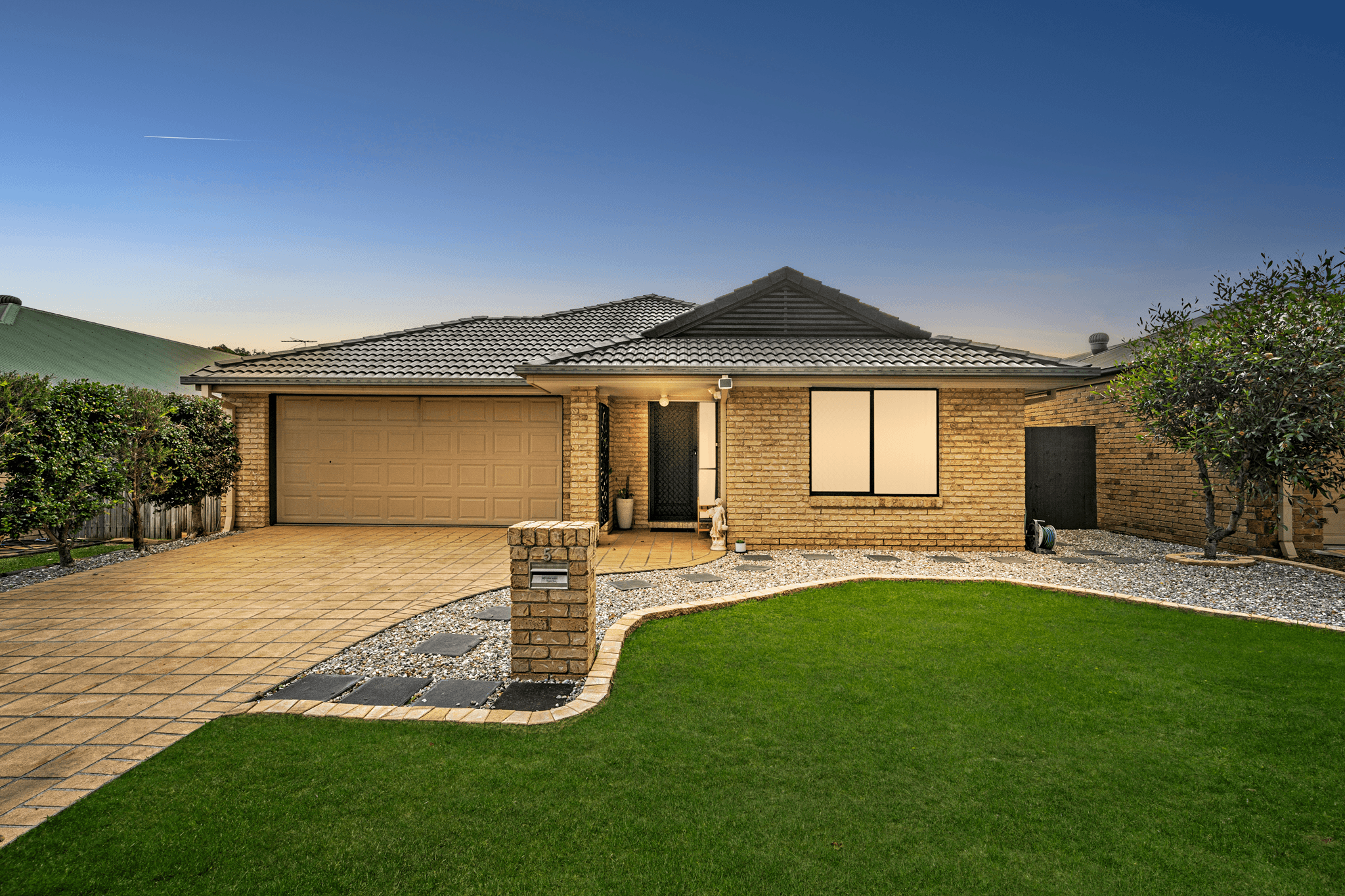 5 McNiven Court, North Lakes, QLD 4509