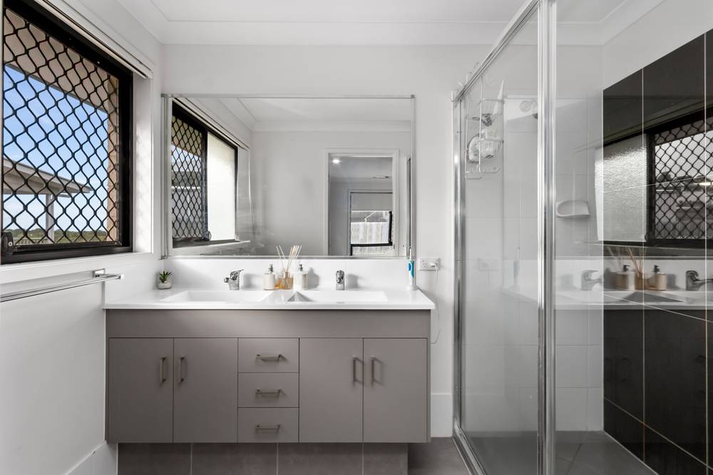 3 Steel Street, NIKENBAH, QLD 4655