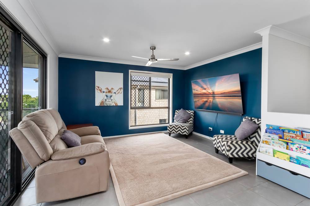 3 Steel Street, NIKENBAH, QLD 4655