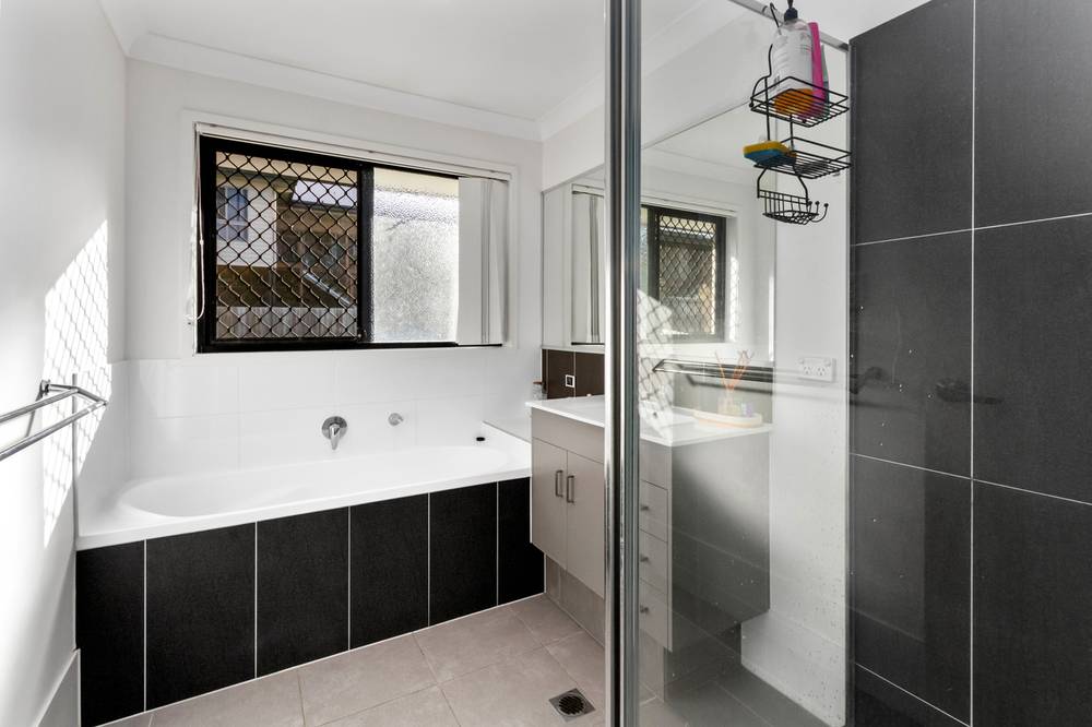 3 Steel Street, NIKENBAH, QLD 4655